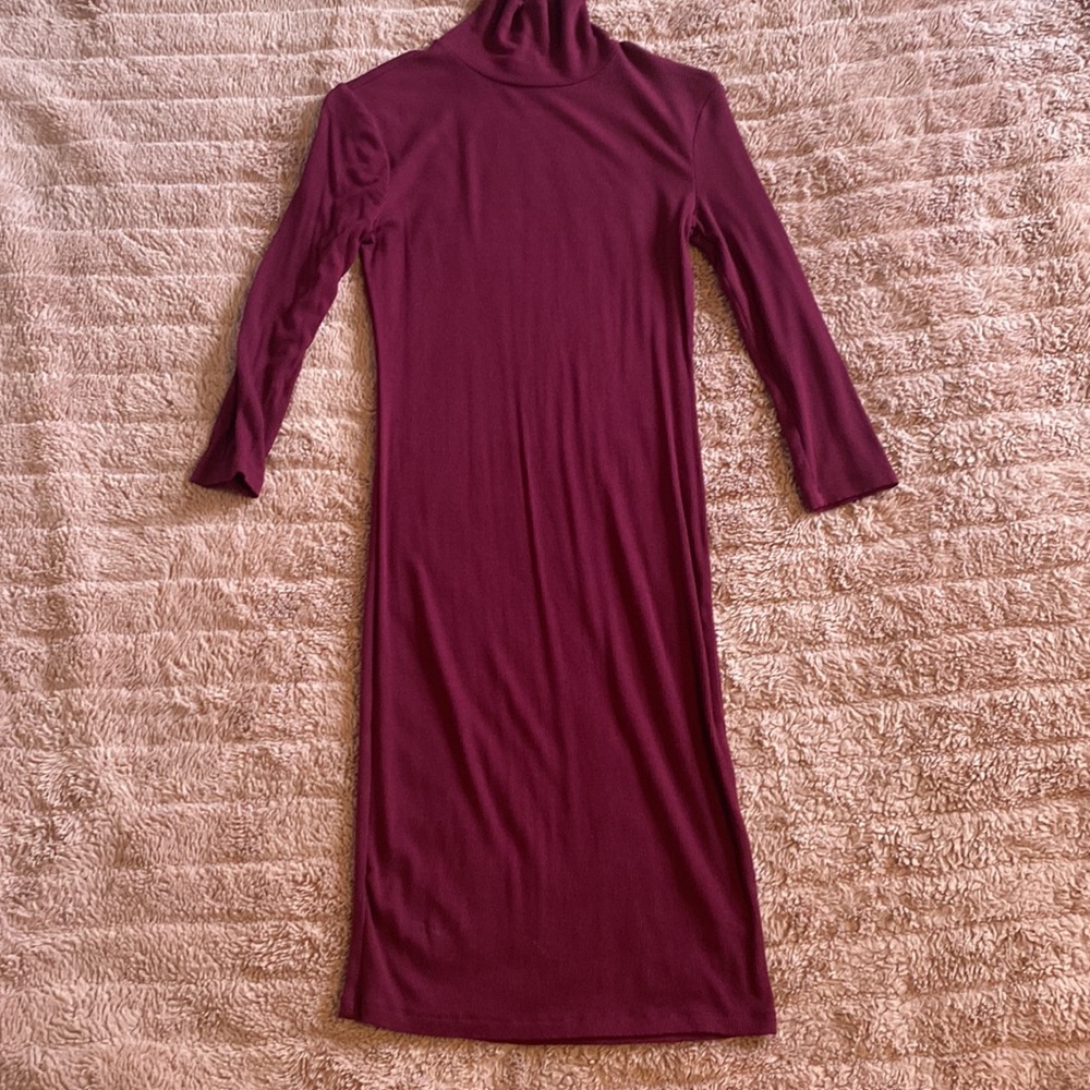 Ribbed long sleeve midi dress - Picture 2 of 2